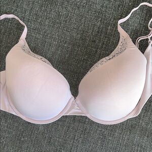 Victoria's Secret Soft Pink Lace Bra